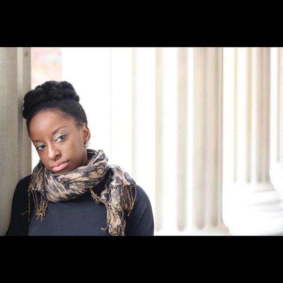 Meet your Posher, Karen - Picture 2 of 2